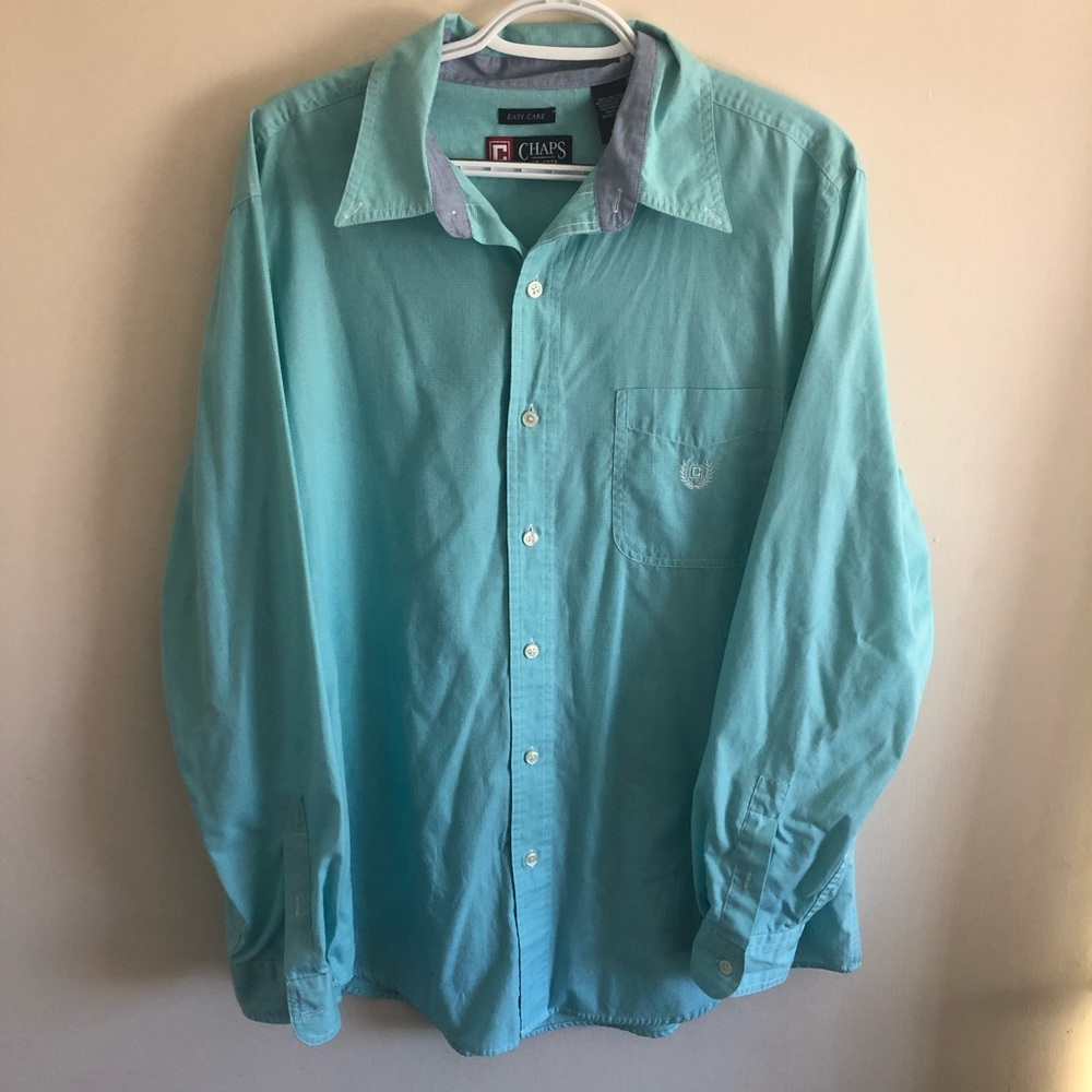 Men’s size large Chaps button down
